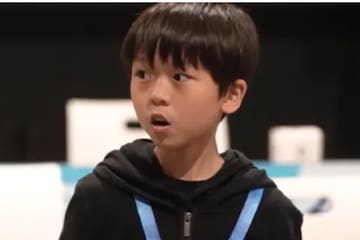 Why is Yiheng the only one not smiling? : r/Cubers