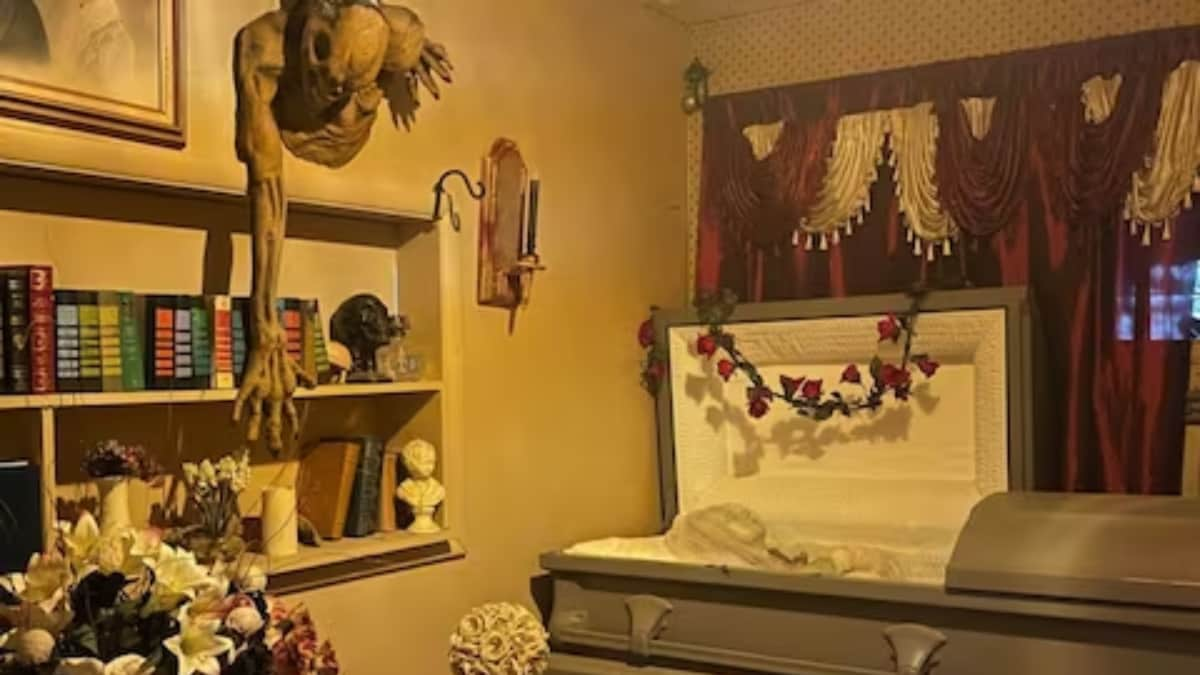 This US ‘House of Terrors’ Is Up For Sale, Wait Before You Think About Buying