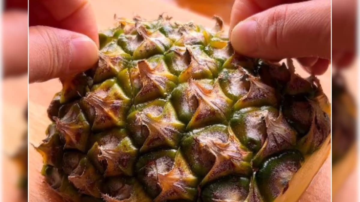 This Viral Hack To Cut Pineapple Is A Blessing News18