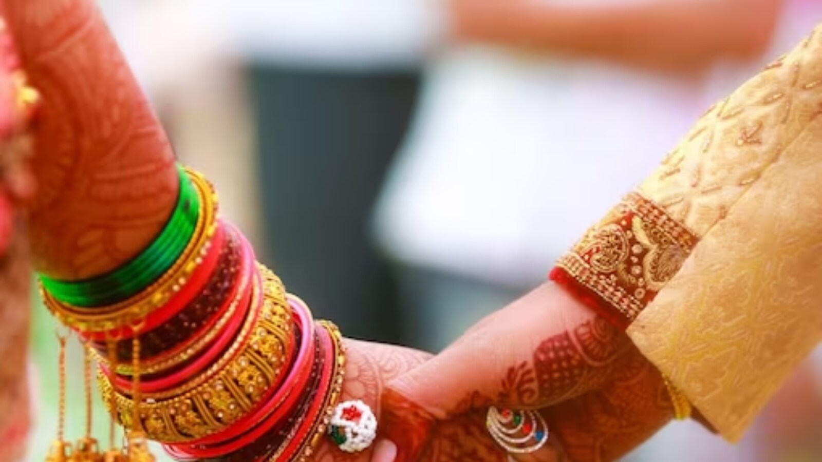 Man Marries 2 Women At Same Ceremony After Live-In Relationships