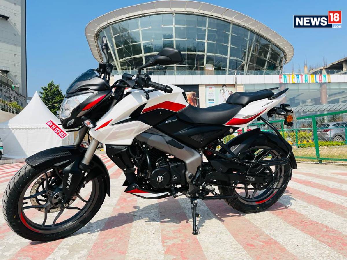 2023 Bajaj Pulsar NS160 First Impressions In Pics: See Design, Features ...