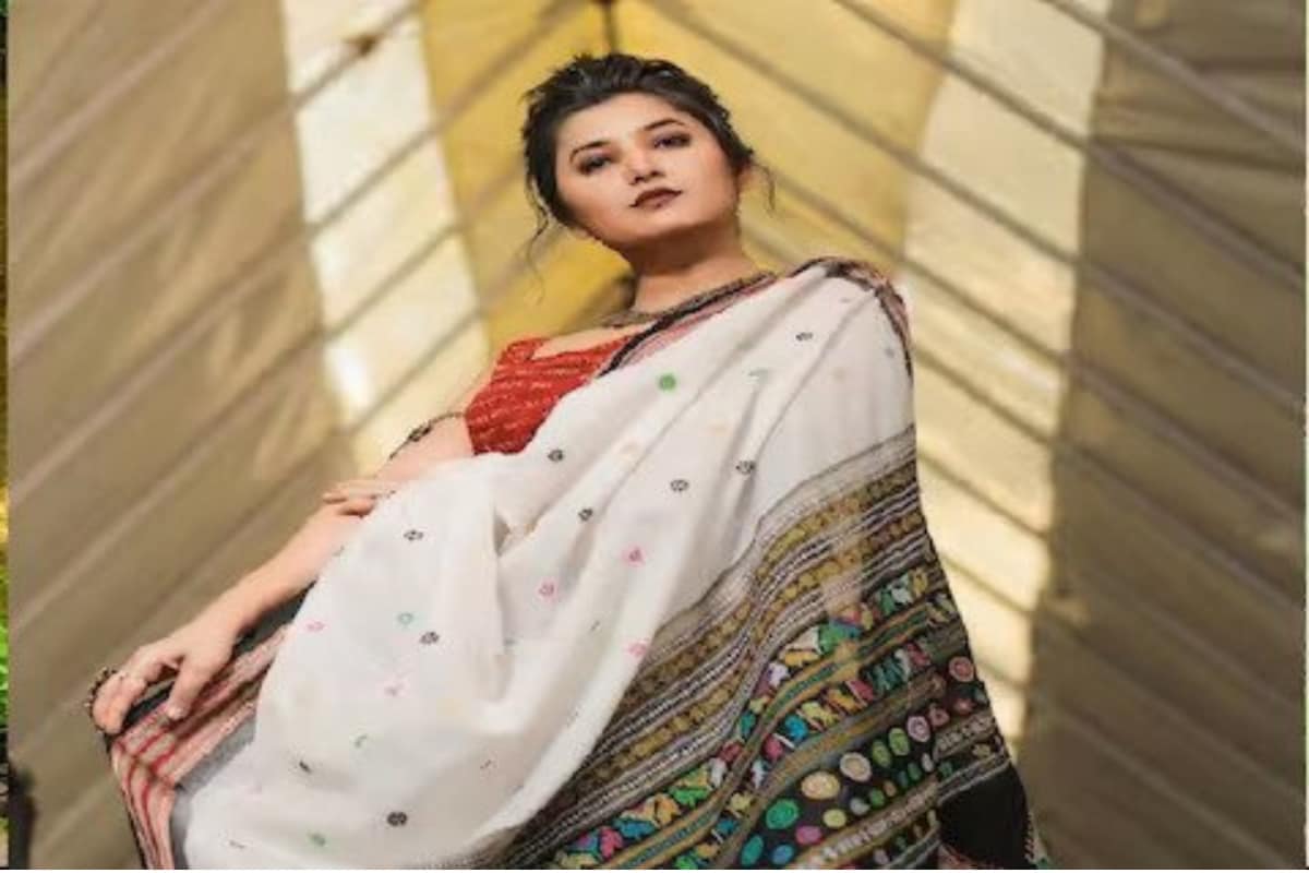 Watch: Prajakta Mali Flaunts Jewellery From Her Own Brand PrajaktaRaaj In  This Video - News18