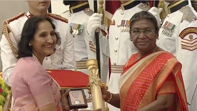 Rakesh Jhunjhunwala Awarded Padma Shri Posthumously | Business News - News18