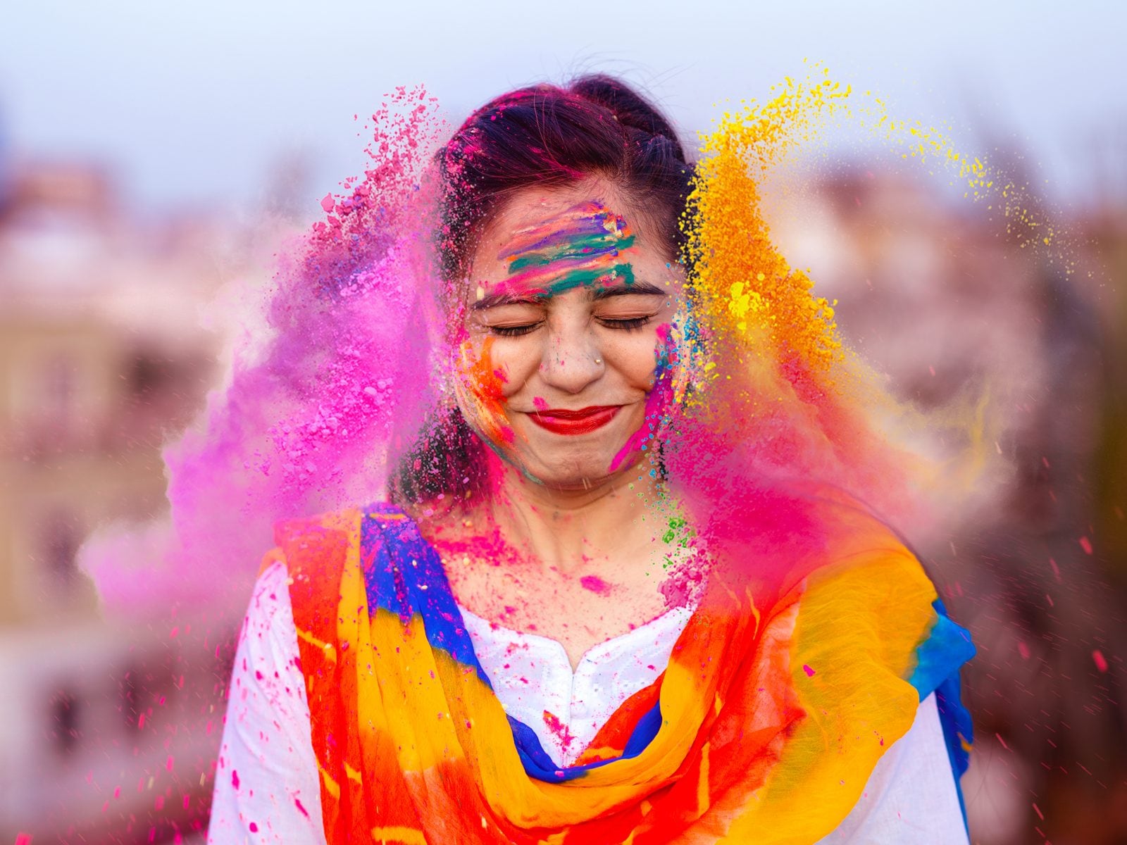 The Dos and Don'ts of Holi Skincare: Keep Your Skin Healthy and Happy This Festival Season The Dos and Don'ts of Holi Skincare: Keep Your Skin Healthy and Happy This Festival Season