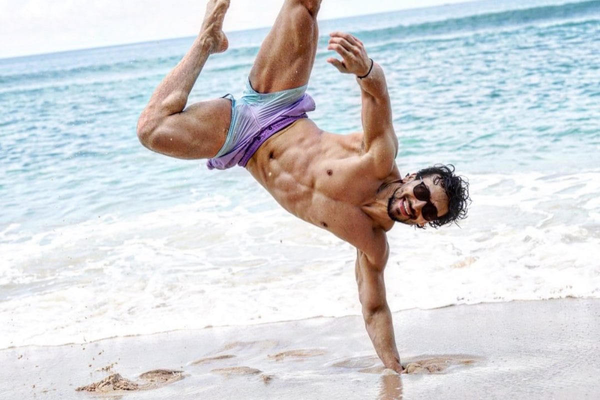 Tiger Shroff Ka Xxx Video - WATCH: Birthday Boy Tiger Shroff's Workout Videos Are Too Good To Miss -  News18