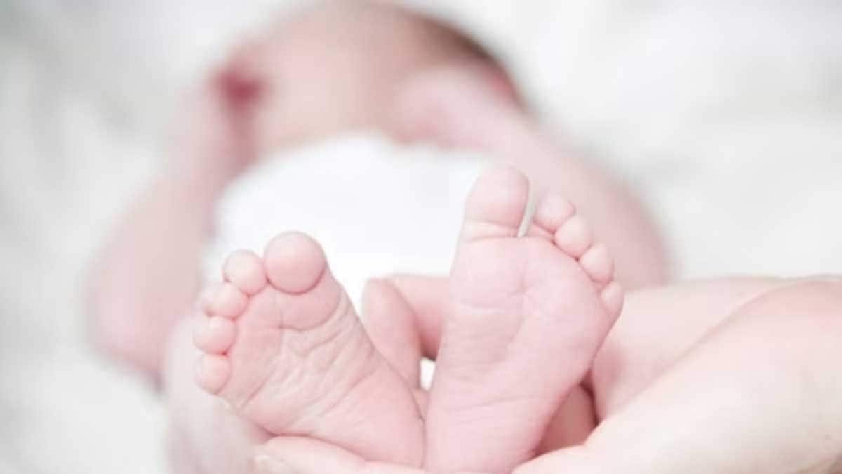 How This Russian Couple's Bizarre Lifestyle Led To Their Newborn's Death - Vimarsana News