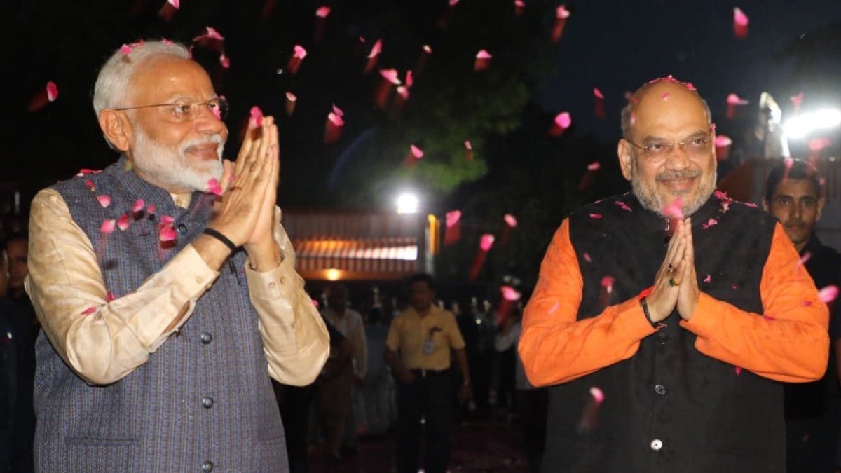 Southern Slice | PM Modi, Shah as Stars & a Dash of Infra, Culture. Will BJP’s K’taka Script Be a Hit?