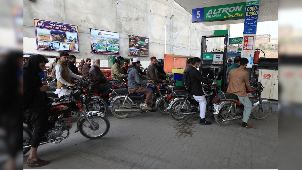 Pakistan Increases Petrol Price by Rs 5, Diesel Sees Hike of Rs 13. Check Details