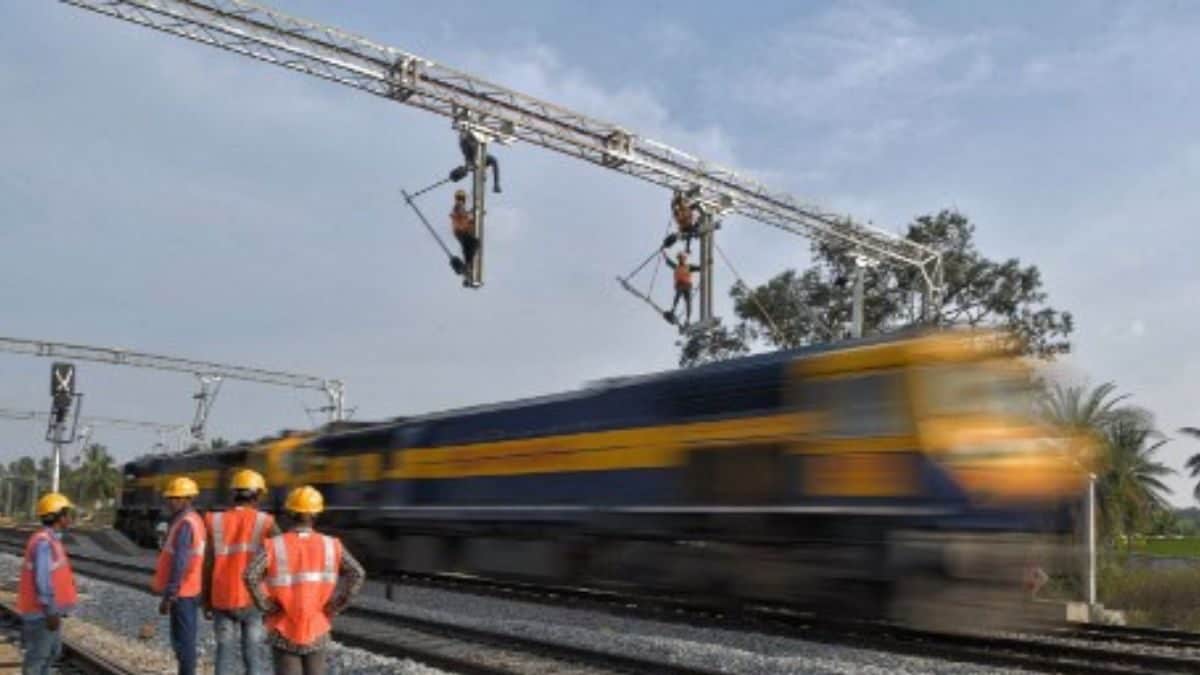 Chhattisgarh’s Entire Broad Gauge Rail Network Electrified