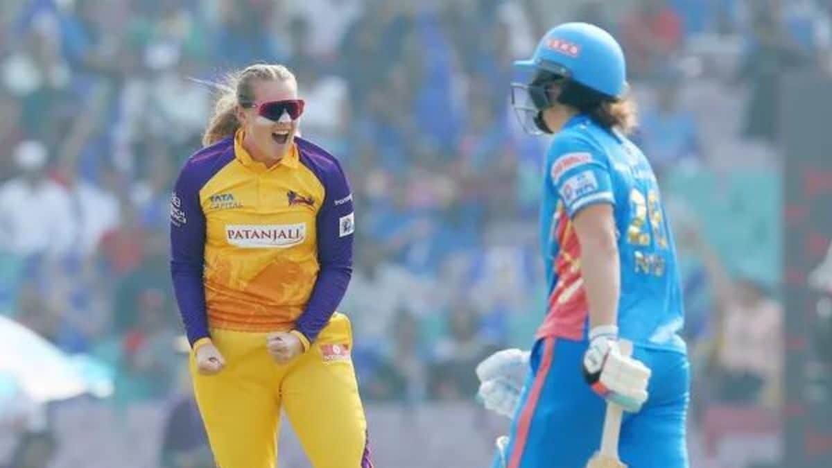 Sophie Ecclestone Bags 3-fer as UP Warriorz Bundle Out Mumbai Indians for 127