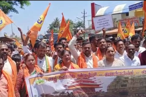 The VHP and Bajrang Dal have also demanded the Basavaraj Bommai-led Karnataka government to pass an order to put an end to this decades-old practice. (Image: News18)