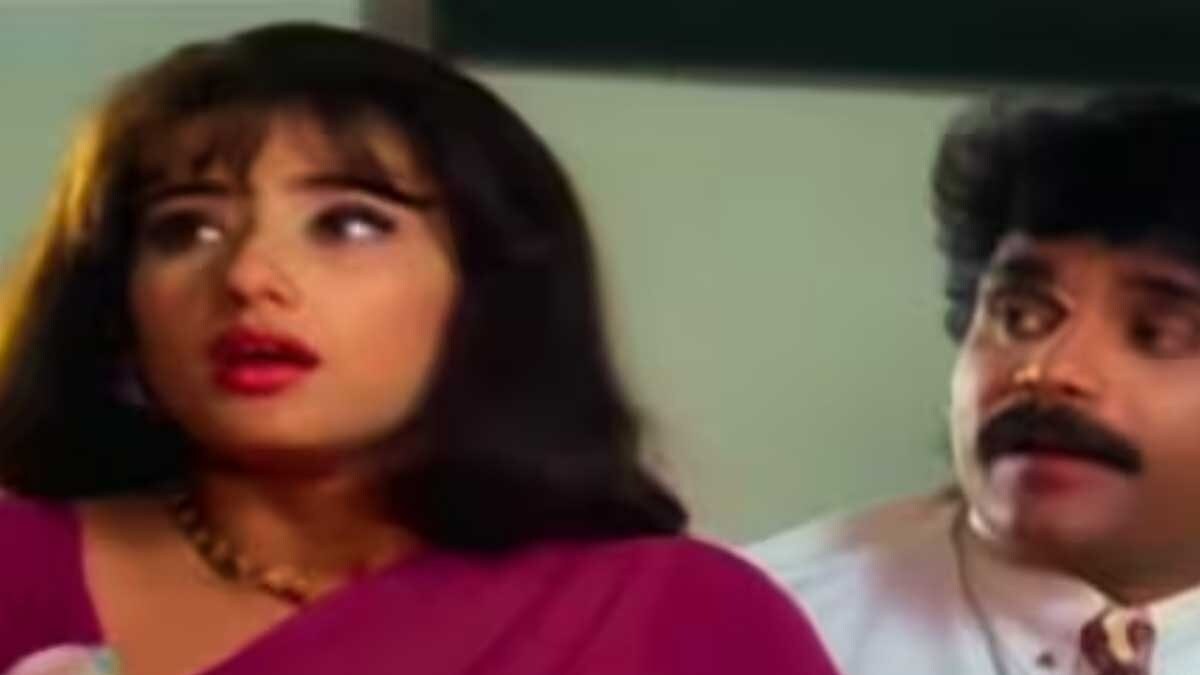When Mahesh And Mukesh Bhatt Shared An Ad Stating Manisha Koirala Was Dead - Vimarsana News