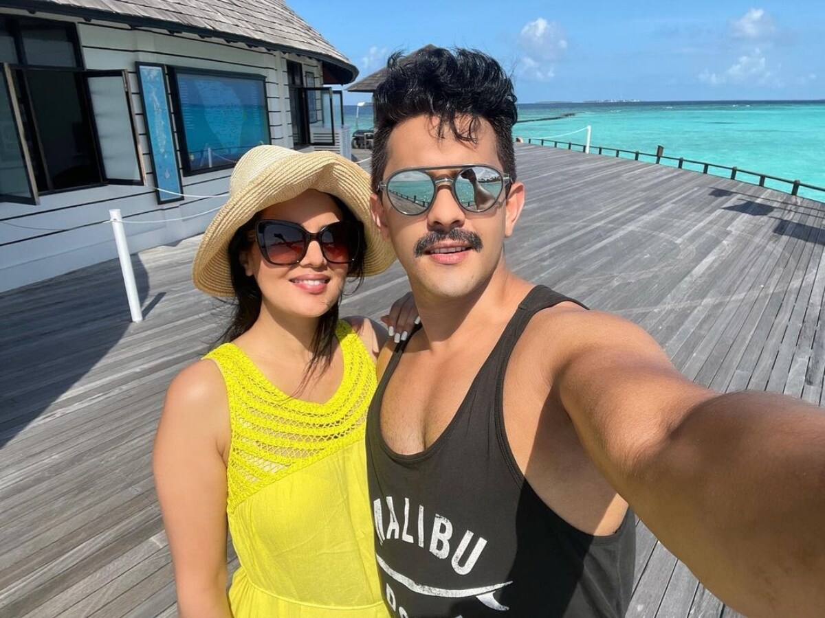 Aditya Narayan Deletes All Photos from Instagram, Goes on Break, Reveals 'I  Wish to Erase...' - News18