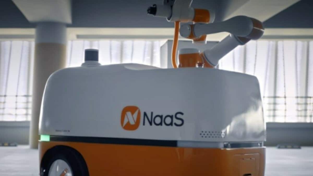Meet the Robots that Might Soon Come Charge Your Car - Vimarsana News