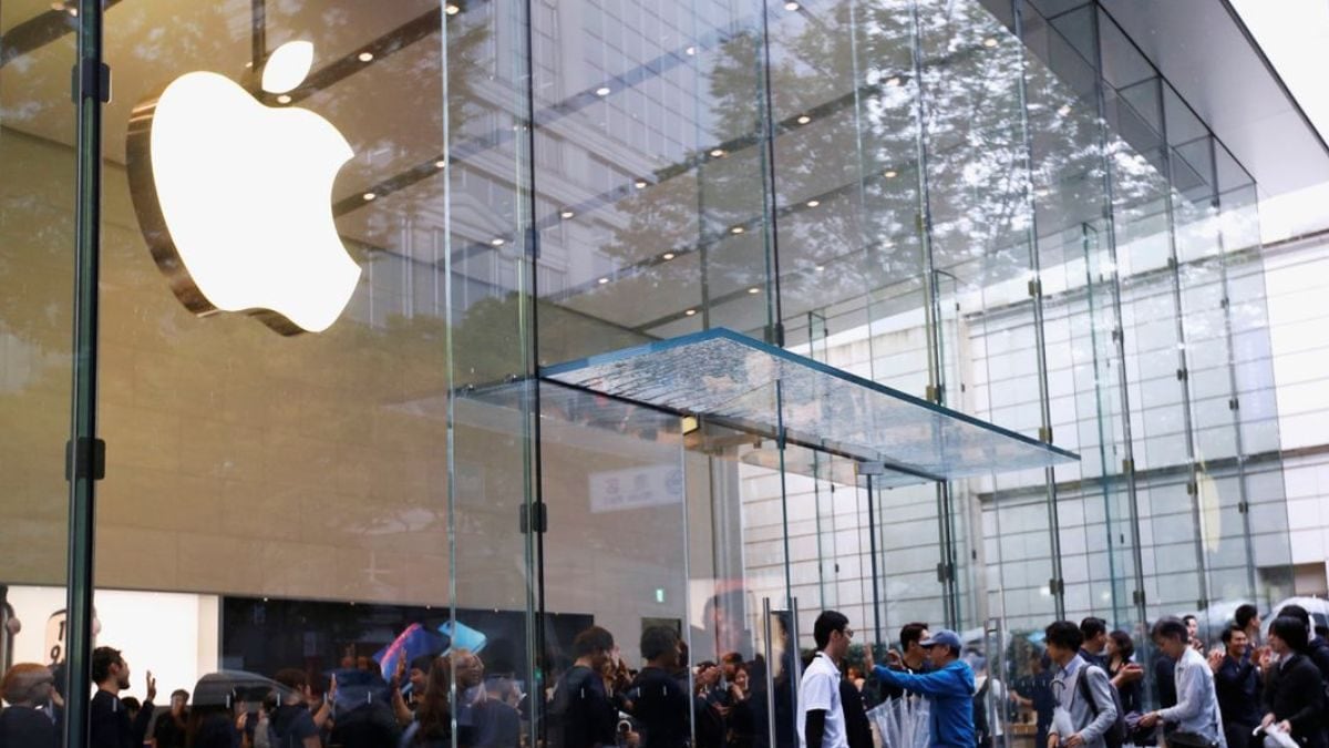 Thieves Employ ‘Money Heist’ Tactics To Steal iPhones Worth Rs 4.9 Crore From Apple Store