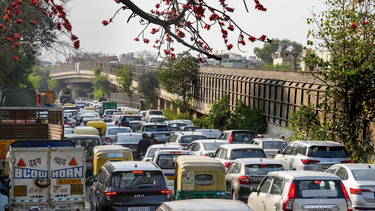 Dussehra 2023: Delhi Traffic Curbs in Place Near These 3 Major Ramleela Venues | Check Routes to Avoid - Vimarsana News