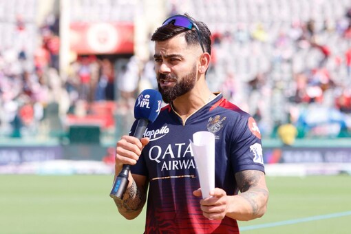 Oh Captain, My Captain': Twitter in Meltdown as Virat Kohli Returns as RCB Skipper For PBKS Clash