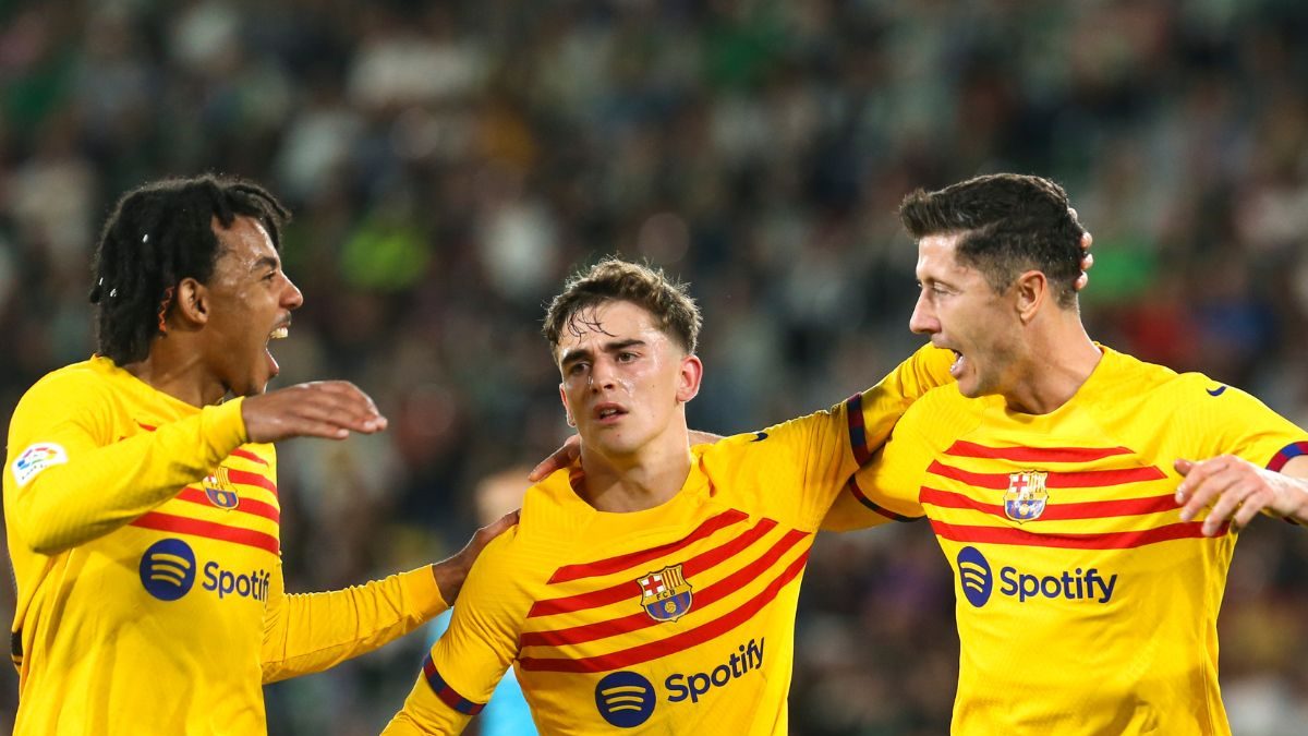 La Liga: Barcelona Rout Elche 4-0, Sevilla Defeat Cadiz in Andalusian Derby