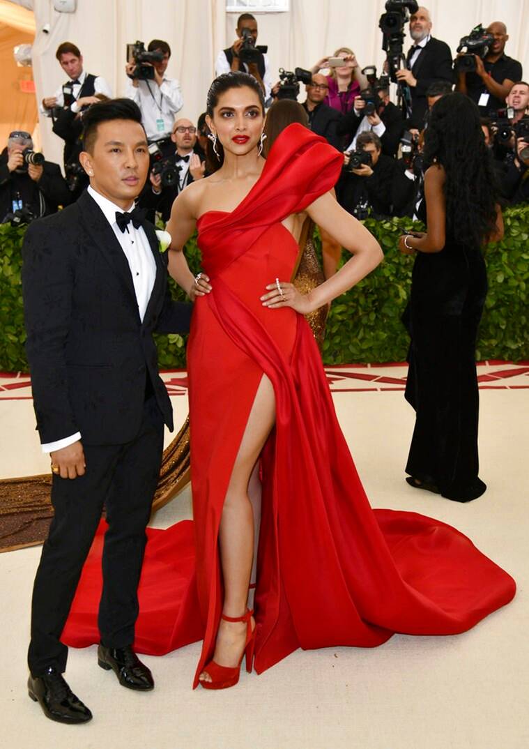 Met gala deepika clearance dress