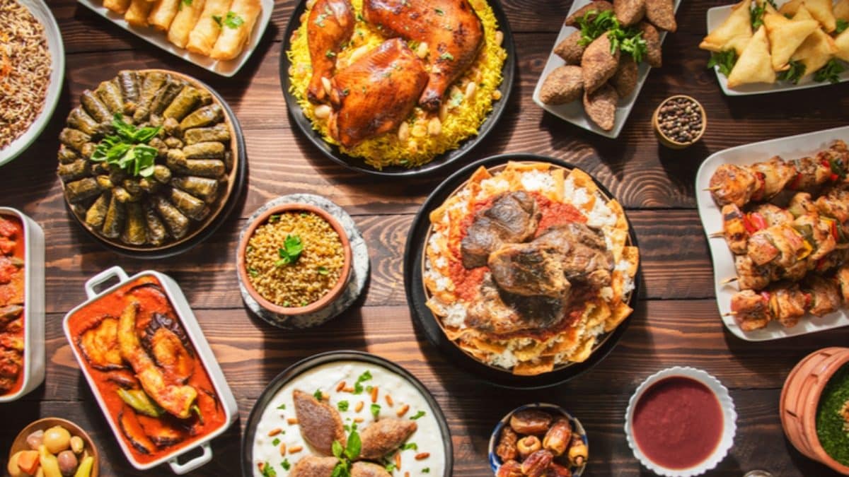 Eid-Ul-Fitr 2023: Delicacies From Around The World That You Can Make at Home This Eid