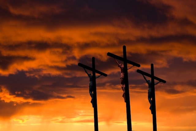 Holy Saturday 2023: Wishes, Images, Greetings, Cards, Quotes Messages, Photos, SMSs WhatsApp and Facebook Status to share. (Image: Shutterstock)  

