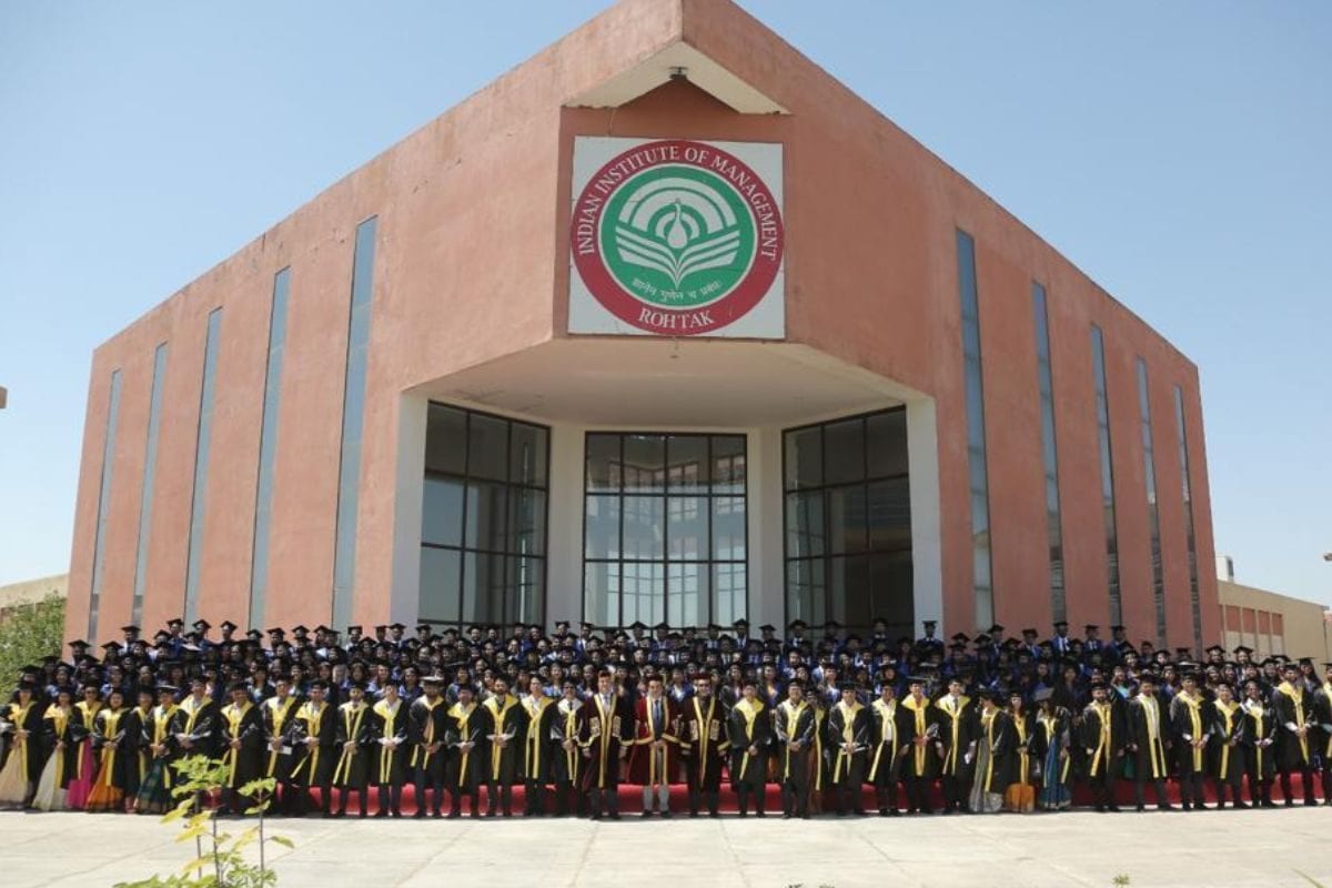 File:IIM Rohtak academic building.jpg - Wikipedia
