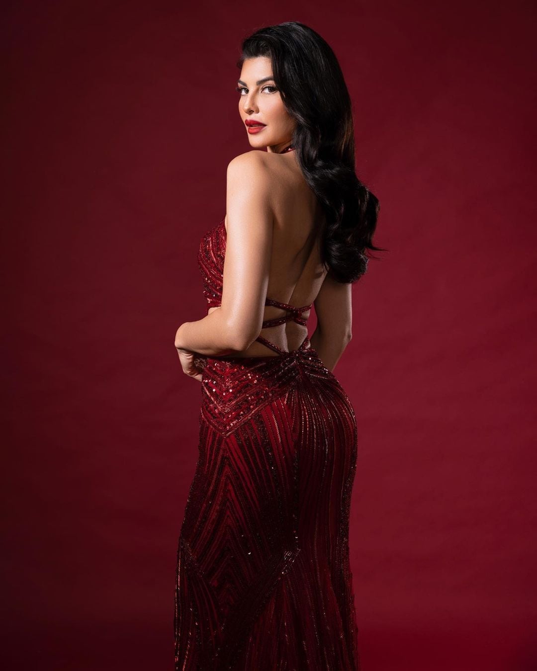 jacqueline fernandez red dress Jacqueline Fernandez sets Cannes 2025 ablaze in fiery red gown and dazzling diamonds
