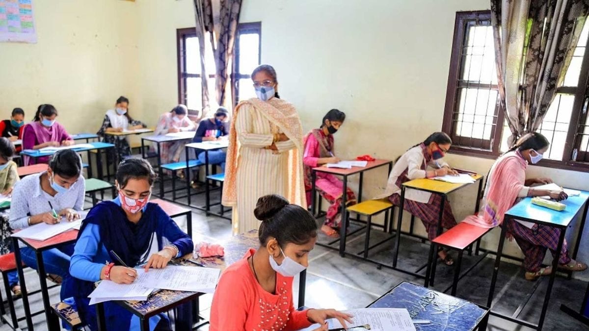 Candidates with Perfect 100 Doubles to 43 This Year, Cut-offs for Advanced Increase Candidates with Perfect 100 Doubles to 43 This Year, Cut-offs for Advanced Increase