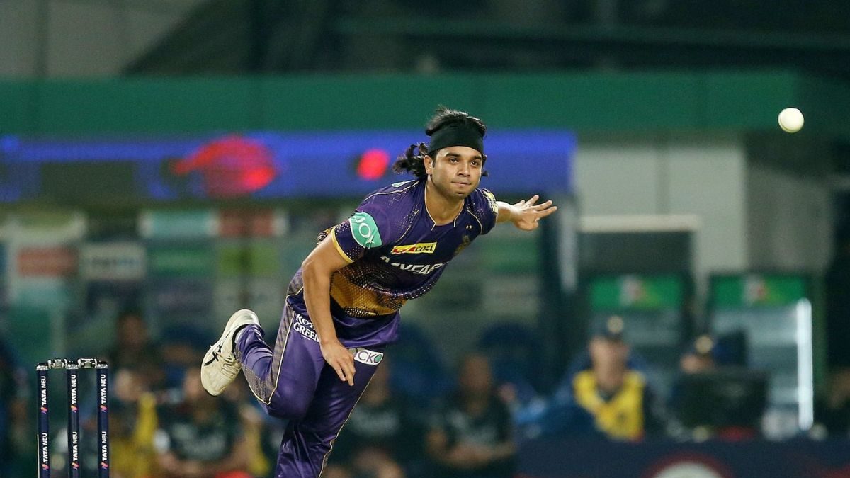 Who is Suyash Sharma KKR's New Mystery Spinner Who Picked up a 3fer