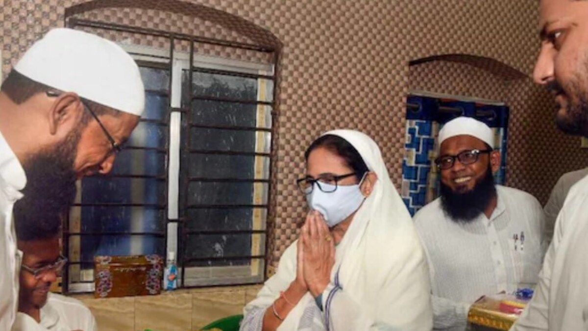 tidak ada shalat Idul Fitri di Masjid Jama di Srinagar karena hukum dan ketertiban;  CM Mamata tentang “Politik Kebencian”