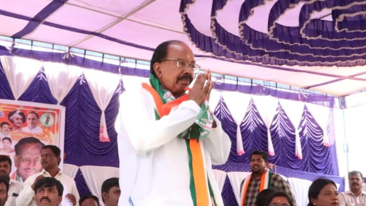 If Majority of Karnataka Congress MLAs Want Dalit CM, High Command Won’t Resist: Moily to News18