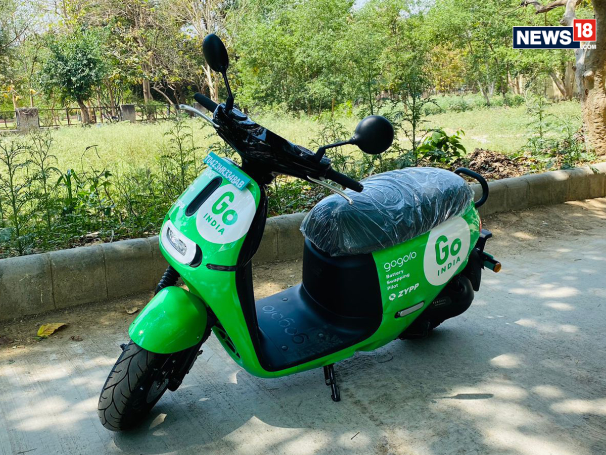 Gogoro Begins Six-Second Battery Swapping Services In India, Launches ...