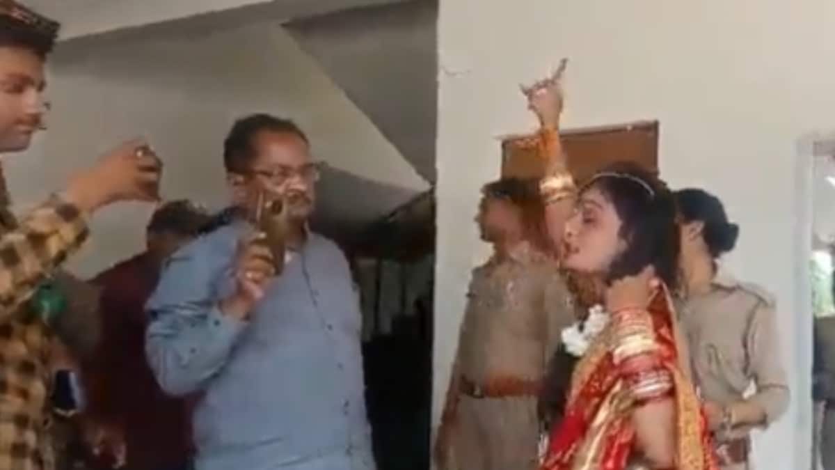 'Do Shaadi Karenge': Bride Demands To Marry Her Lover Right After Wedding - Vimarsana News