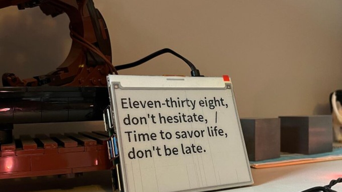 Man Develops AI Clock That Writes Poetry Every Minute - Vimarsana News