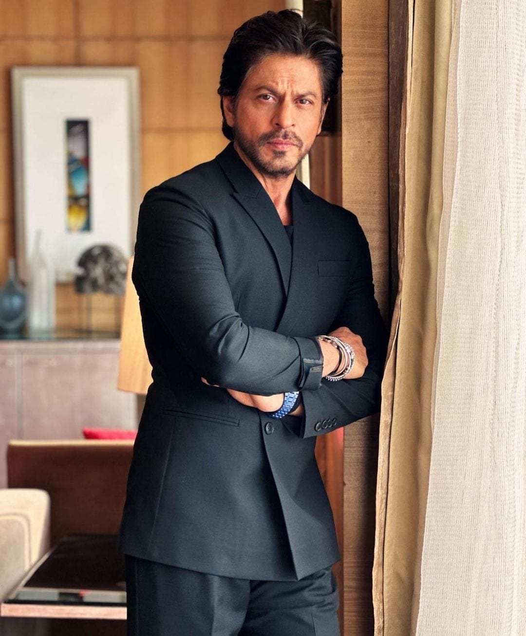 ShahRukhKhan​ appeared #formal in black #trousers and navy shirt | Shahrukh  khan, Actors, Bollywood