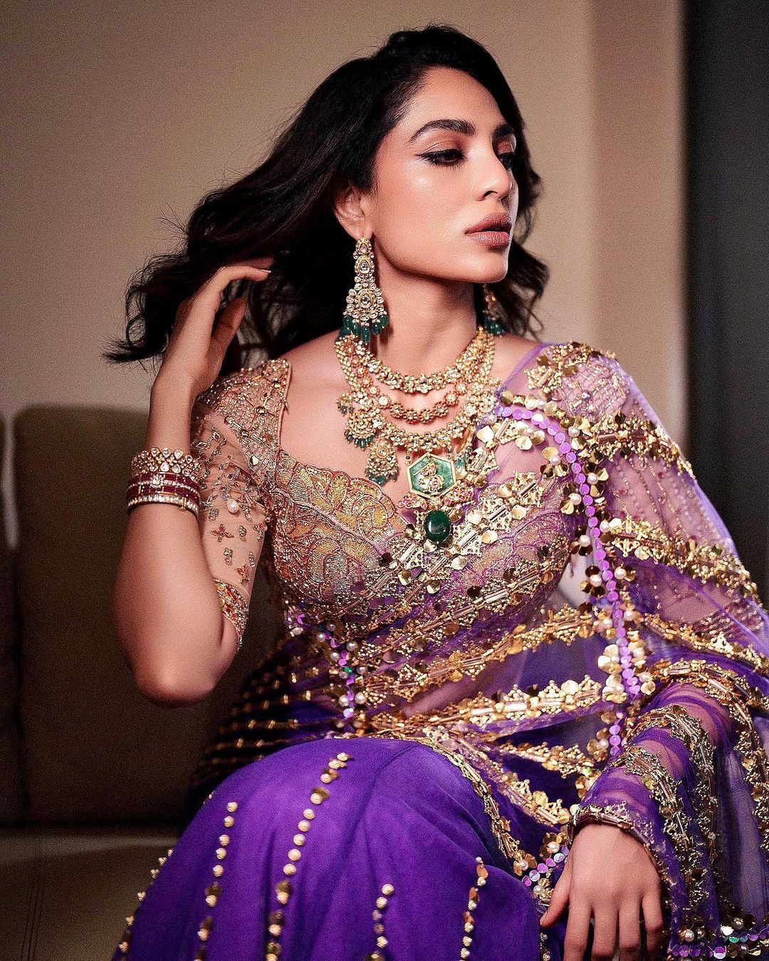 Sobhita Dhulipala Is An Epitome Of Grace And Poise In Stunning Sarees ...