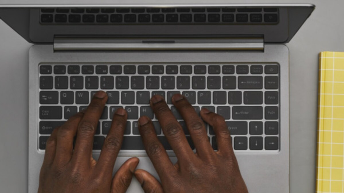 Swiss Researchers Use Typing, Mouse Clicks to Detect Office Stress - Vimarsana News