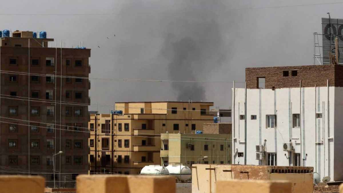 Sudan Clash: 3 Killed as Army Battles Paramilitaries in Khartoum; Indians Advised to Remain Indoors