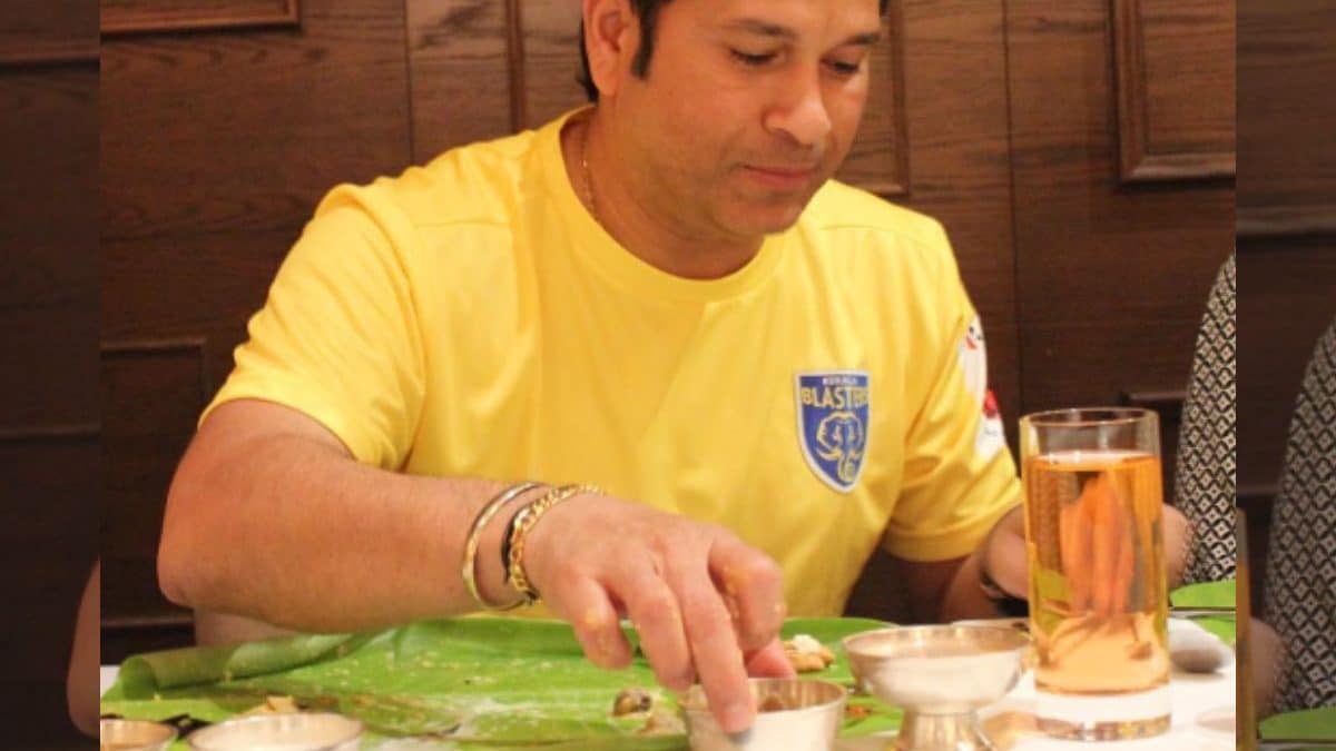 What is Sachin Tendulkar's Favourite Cheat Meal of All Time? Little Master Reveals on Twitter - Vimarsana News
