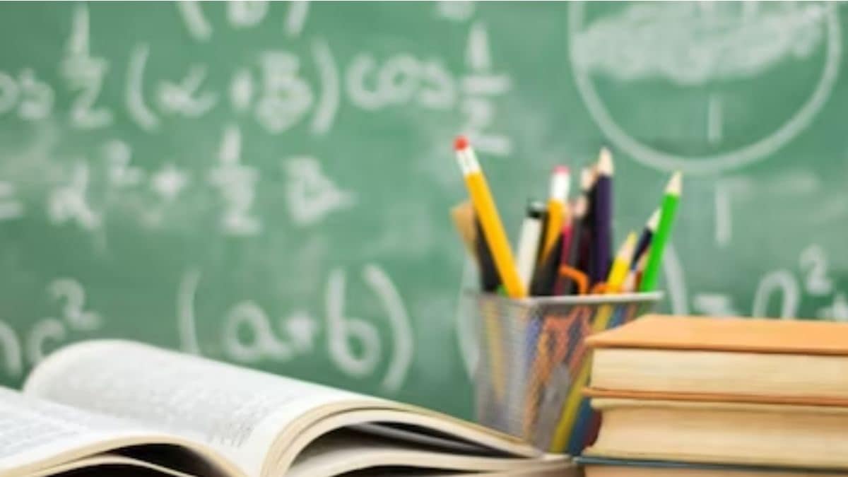 OPINION | Including & Dropping Lessons on Mughals from History Textbooks - Vimarsana News