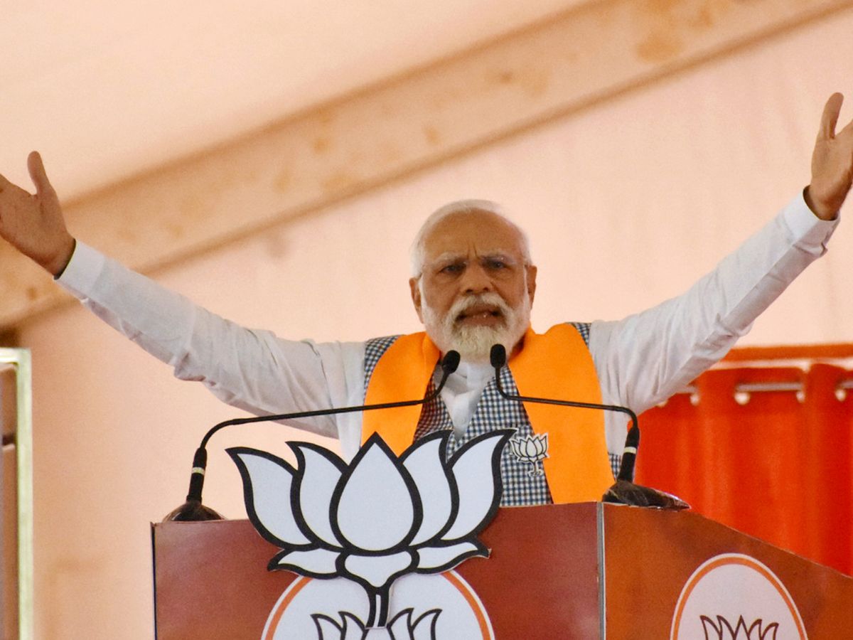 PM violated model code by taking out roadshow; EC 'afraid', 'under  pressure': Cong