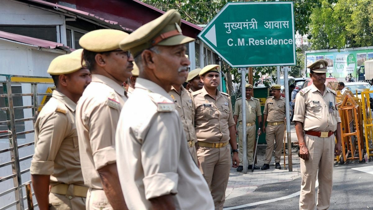 Atiq Ahmed Death: Security Tightened in Pilgrimage Centres, Media Banned from Homes of CM & Ministers - Vimarsana News