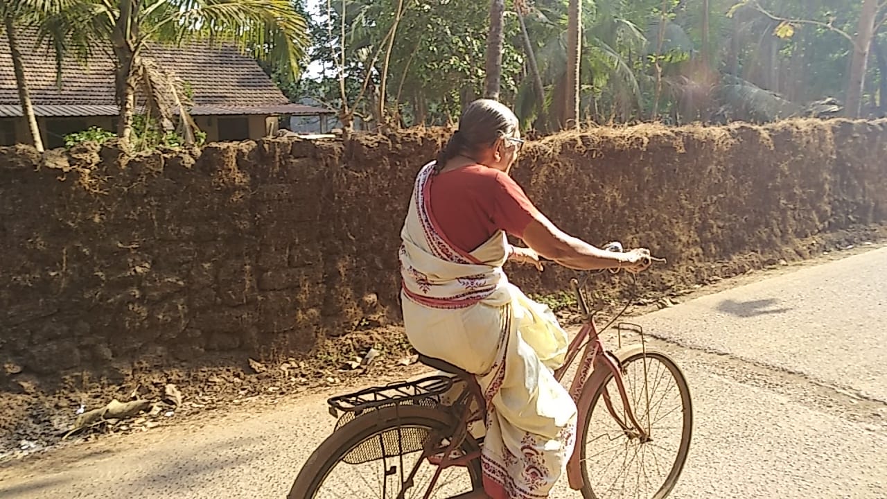 Old discount lady bicycle