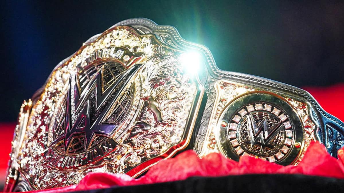 WWE to Get New World Heavyweight Championship, Fans Guess Who Will Win ...