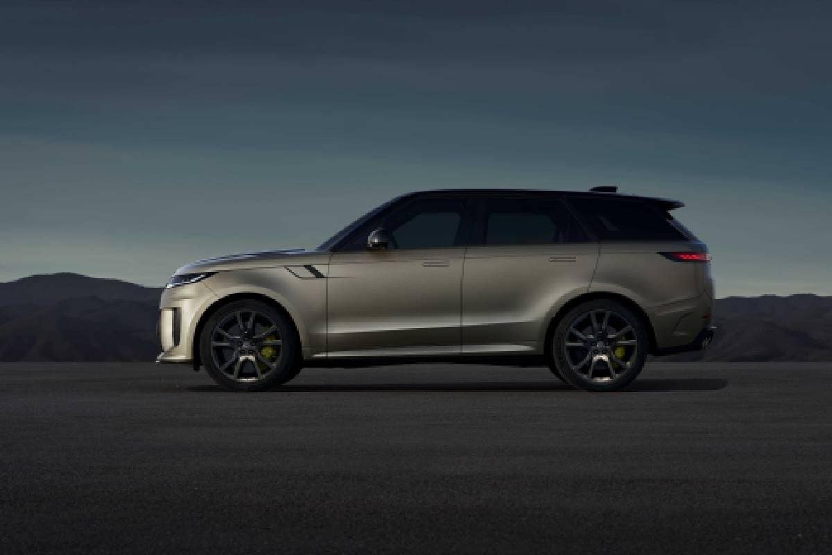 2019 Land Rover Range Rover Sport HST review: Smooth-ish operator - CNET