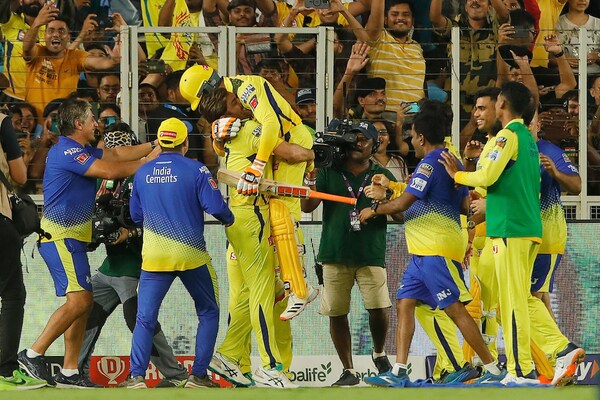 CSK vs GT highlights, IPL 2023 Final: Chennai Super Kings beat defending  champions Gujarat Titans in rain-marred final to clinch 5th title - The  Times of India