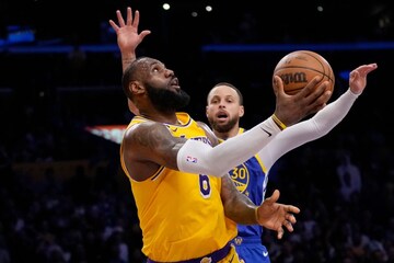 Lakers vs. Warriors Game 4 Live Streaming Scoreboard, Play-By-Play,  Highlights, 2023 NBA Playoffs 