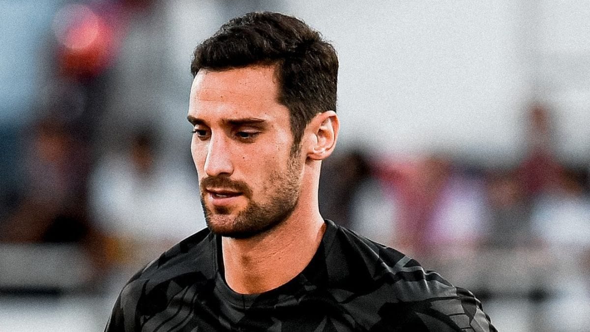 PSG Keeper Sergio Rico in Intensive Care Following Horse Driving Accident in Spain