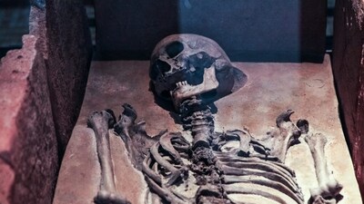 Holiday Gone Wrong: Guest Finds Corpse in Room of ‘Influencer Hotel’ in