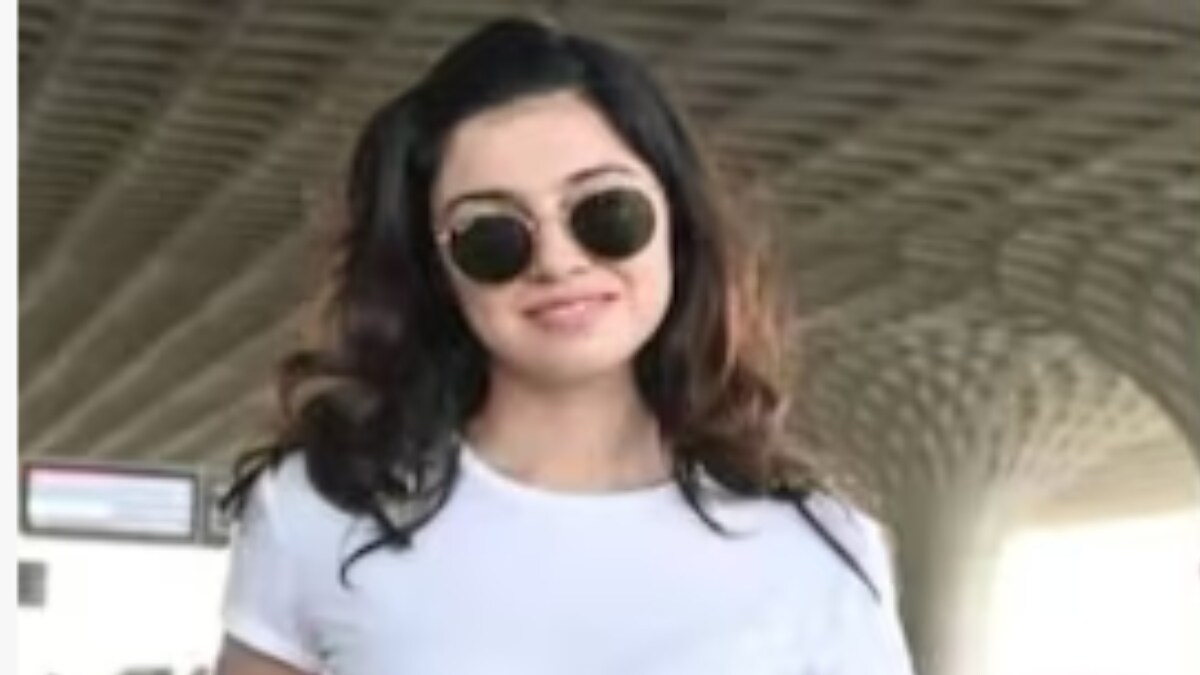 Divya Khosla's Airport Look Fails To Impress Fans - Vimarsana News